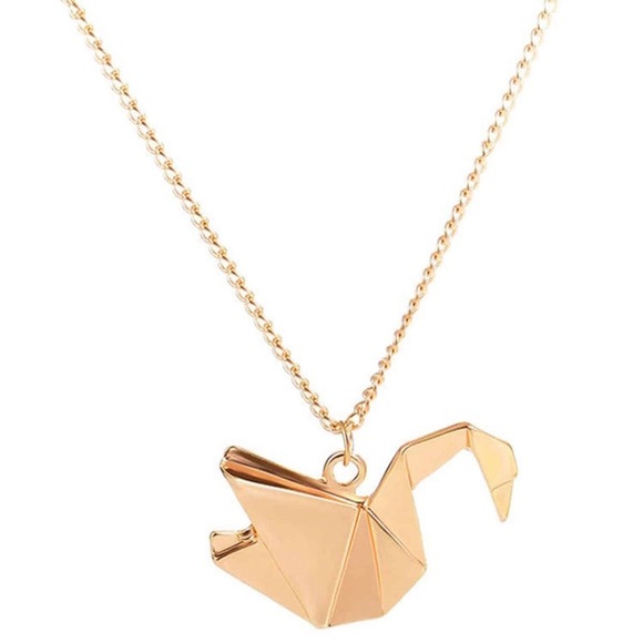 3/$30 💛 Origami Pendant Necklace - Picture 3 of 3